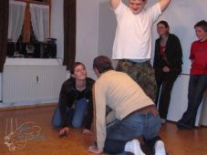 we05_32.jpg